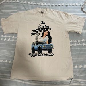 Olivia Rodrigo T-shirt size M